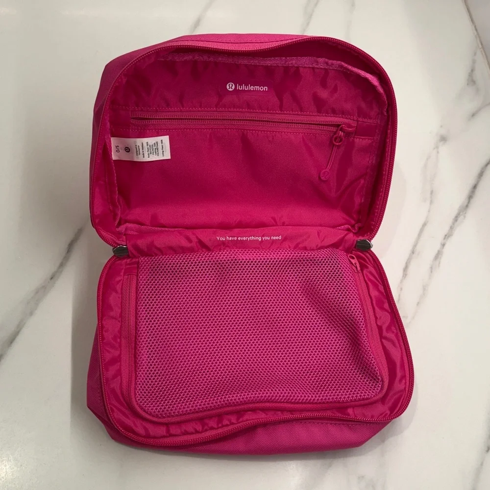 Lululemon Daily Essentials Be Happy Large Pouch 5L | Pink